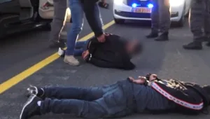 עבריין בכיר הופעל כסוכן: עשרות נעצרו בחשד לסחר בנשק וסמים