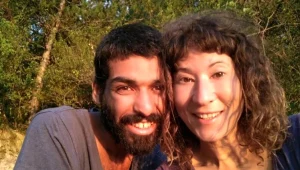 ליטל ובן זוגה האיראני מחפשית מקום לממש את הזוגיות שלהם