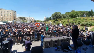 "מלחמה על הפרנסה שלנו": אלפים במחאת עולם התרבות בירושלים