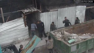 תיעוד: פועל חילץ אישה מבניין - לאחר שנדקרה 15 פעמים בדירתה