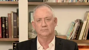 גנץ: "לא מן הנמנע שנצטרך להטיל סגר בימים הקרובים"