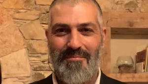 צבי יחזקאלי נדבק בקורונה: "לא מרגיש חולה - אין לי תסמינים"