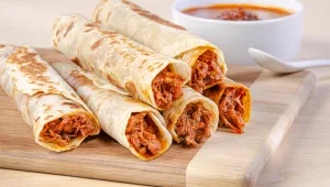 יש לכם חזה עוף בבית? הכירו את קיצור הדרך הכי טעים במטבח