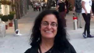 לאן נעלמה רונה הילו - אם לחמישה, בת 52?