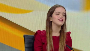 בגובה העיניים: המורה נמוכת הקומה הגשימה חלום ופתחה שנה כמחנכת בכיתה א'