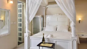 צימרים יוקרתיים ומלונות עם בריכות פרטיות לכל סוויטה