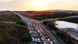 אלפים יצאו לבלפור, כמיליון מתים מקורונה בעולם • כותרות השבת