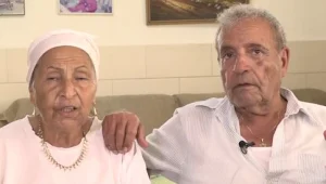 זוג קשישים הותקף במהלך שוד בביתם: "לא הבנו מה קורה איתנו"