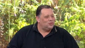 חפש את המטמון: פורץ הכספות שמגלה פריטים נדירים