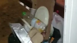 תיעוד: טינופת, זוהמה והזנחה במלוניות הקורונה