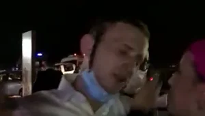 "זו אשמתכם": המשטרה פיזרה חתונה בים המלח, החתן התעלף • תיעוד