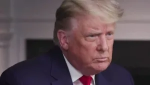 דיווח: טראמפ שקל לתקוף מתקני גרעין באיראן לפני תום כהונתו