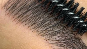 שלי חן – המומחית למיקרו בליידנג ולק ג'ל