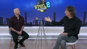 אבי נוסבאום מסביר לשי שטרן מי ינצח את הבחירות בארה''ב?