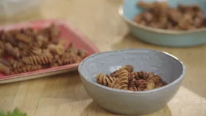 התוספת הסודית: צ'יפס הפסטה ששבר את הרשת, רק פי אלף יותר טעים