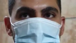 עובד מד"א הגיע לבצע בדיקת קורונה - וירק על תמונות ישו ומריה