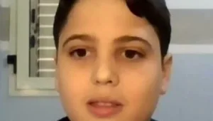 שובל בן ה-13 קורא לשרי הקבינט: "תפסיקו להתנהג כמו ילדים"