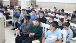 איך הפך ילד חרדי בן 8 ללהיט הכי חם שכבש את העולם הערבי?