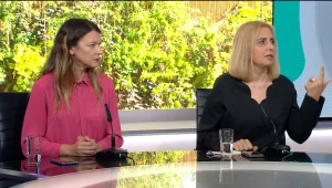 "אני מתביישת בגוף שלי ובפנים שלי": הנערות שנמנעות מלפתוח מצלמה בזמן הזום