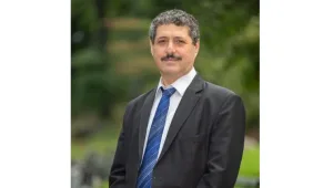 ג'עפר פרח, מנהל מרכז מוסאוא