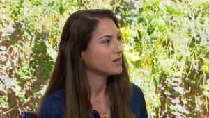 "לא לימדו אותי להיות אלמנה בת 42": עדי אלמנתו של רוכב האופניים תומר ויינשטיין שנהרג בתאונת דרכים על השנה הקשה בחייה