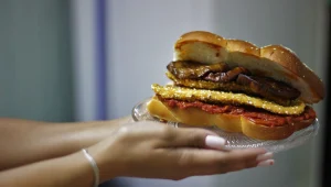 ראש קהילת אוכל רחוב בישראל בוחר: 5 הביסים הכי טובים של 2020