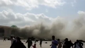 מתקפה בשידור חי: הרוגים בפיצוץ בתימן עם נחיתת מטוס הממשלה