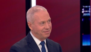 גלנט נגד סגירת בתי הספר: "מערכת הבריאות לא מראה את הנתונים"