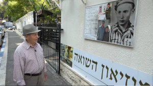 סיפורו של שלום שטמברג ששרד את אושוויץ וגטו ורשה