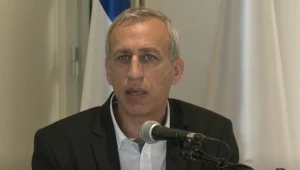 פרופ' אש: "ייתכן שבשל המוטציות תידרש מנה נוספת של חיסון"