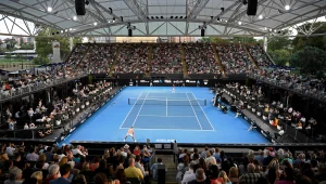 עם המוני צופים באיצטדיוני הטניס: תמונות הניצחון של אוסטרליה