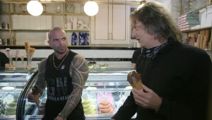 שי שטרן יצא לבחון את הגלידות החדשות לכלבים