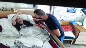 המטפל תועד מתעלל בנכה צה"ל - ונשפט ל-10 חודשי מאסר בלבד