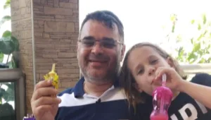 לאחר שאיבדה את אביה לקורונה, יעל בת ה-10 מבקשת: "לכו להתחסן"