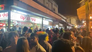 מאות חגגו בת"א; אדלשטיין: "אובדן חיי אדם יהיה על מצפונכם"