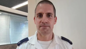 ראש לשכת מנכ"ל ומנהל מחלקת הצלב האדום, אורי שחם