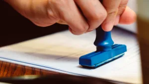 חותמים על זה: שימושים מפתיעים בחותמות שטרם הכרתם