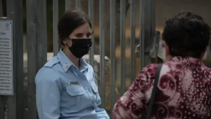 בכירים במשטרה הנחו: לא לאכוף עטיית מסכות בשטחים פתוחים