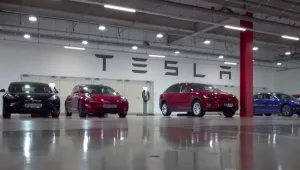 חשמל בכבישים: הרכב החשמלי המתקדם של טסלה נחת בארץ