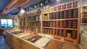 זר לא יבין זאת