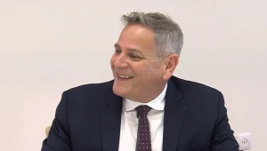 שר הבריאות: נקל על הליך אישור טיפולים וניתוחים לשינוי מין