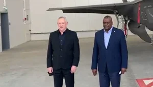 "הלר, אוריד לך את הראש": כך הגיב גנץ לשאלת חדשות 13 • צפו