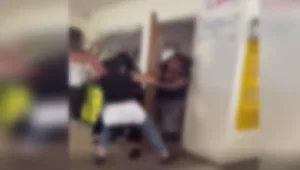 "היא הרגה לי את הילד": אם תקפה גננת שלטענתה הכתה את בנה