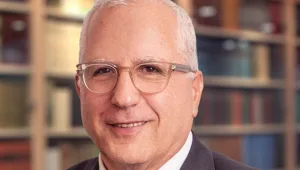 נמצאים לפני ביצוע עסקת נדל"ן? עו"ד שמעון האן עונה על השאלות שלכם