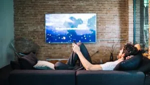 10 סרטי הקולנוע בנושא הסווינגרס הטובים בעולם