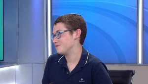 פוליטיקה בגובה העיניים: מי יהיה ראש הממשלה הבא?