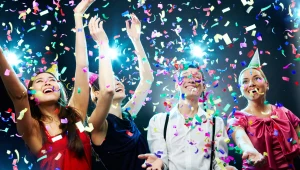 השלם את חמשת הפתגמים הבאים וגלה האם אתה טיפוס חברתי