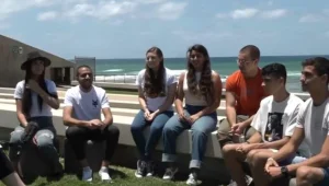 בית ספר לדו קיום: התלמידים היהודים והערבים שלא מאבדים תקווה