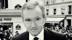 מי עקף את ג'ף בזוס ואילון מאסק בדירוג עשירי תבל?