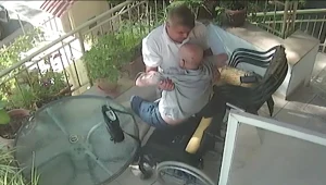 תיעוד מקומם: מטפל התעלל בקשיש חסר ישע